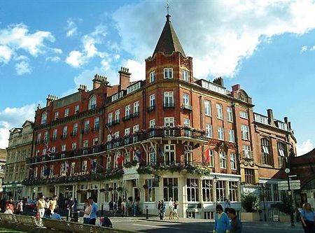 Clarion Collection Harte & Garter Hotel & Spa Windsor Extérieur photo