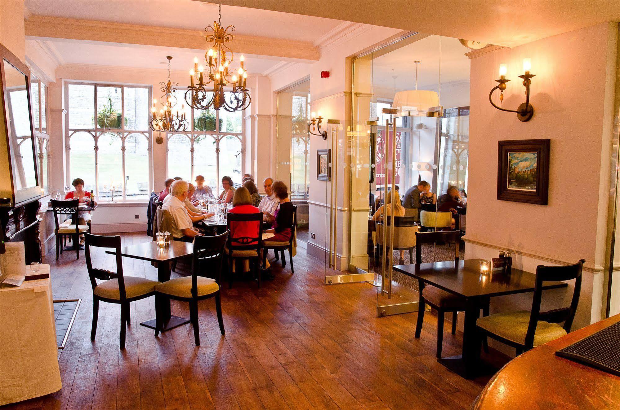 Clarion Collection Harte & Garter Hotel & Spa Windsor Extérieur photo