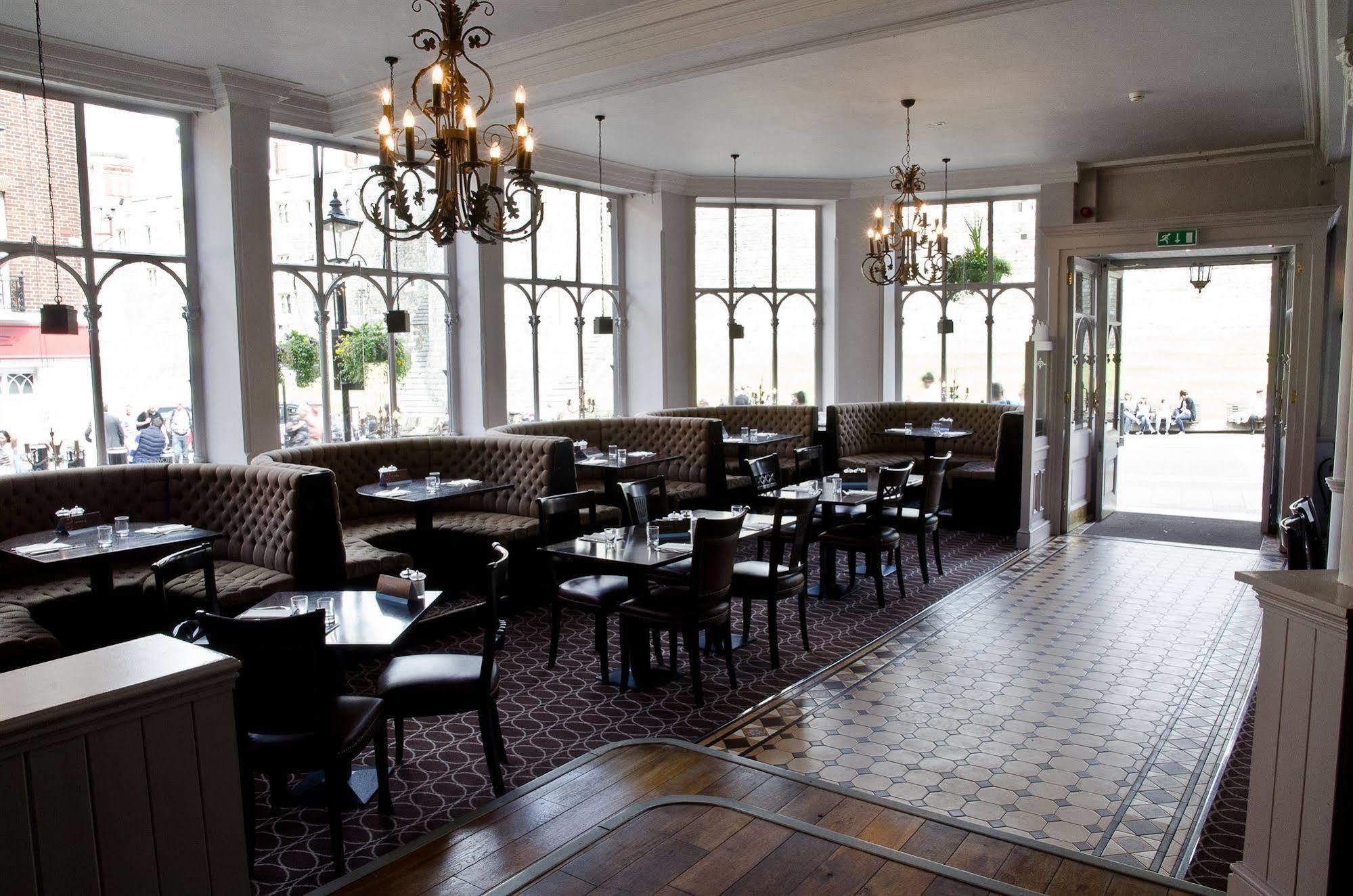 Clarion Collection Harte & Garter Hotel & Spa Windsor Extérieur photo