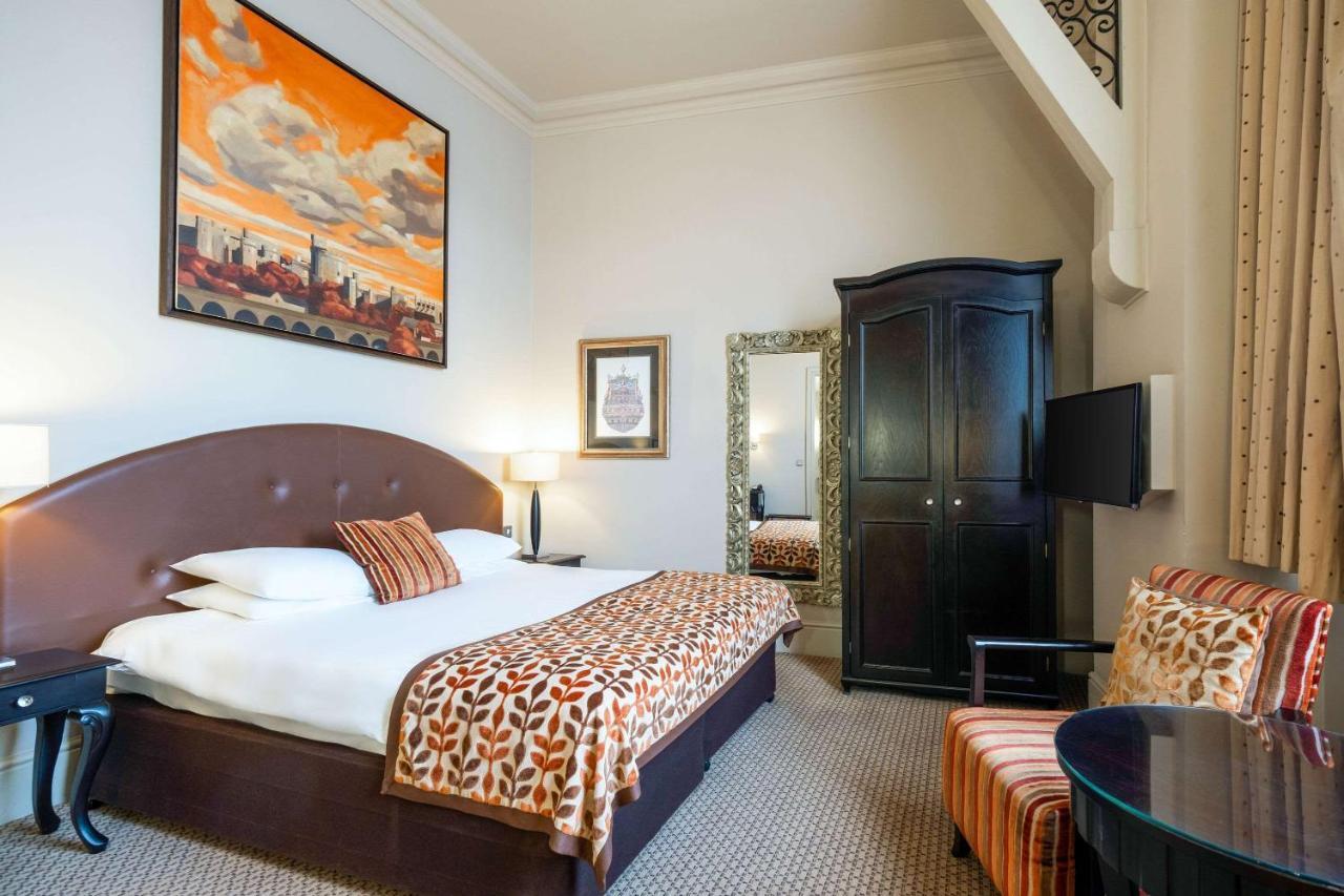 Clarion Collection Harte & Garter Hotel & Spa Windsor Extérieur photo